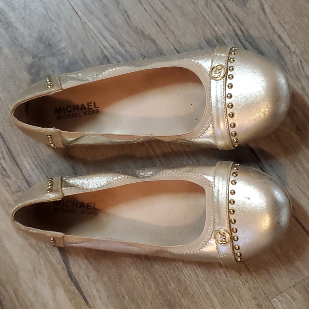 Gold Mauriya Michael Kors flats